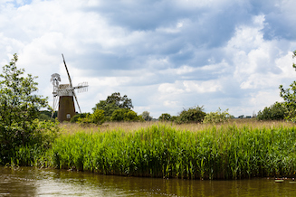 iStock-541599428, Broads windmill & reeds